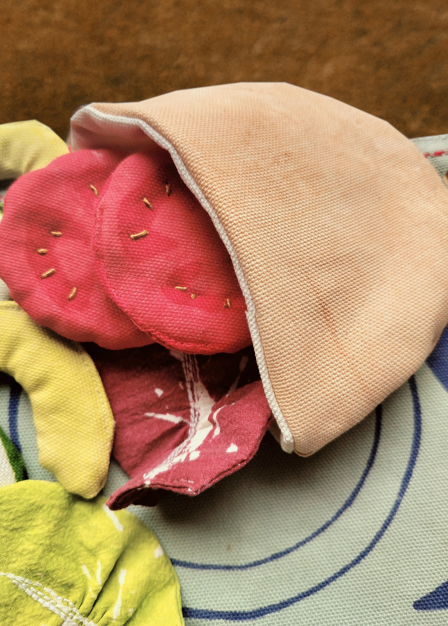 Fabric Pita Bread Play Set – 2 pcs – Handmade in Denmark