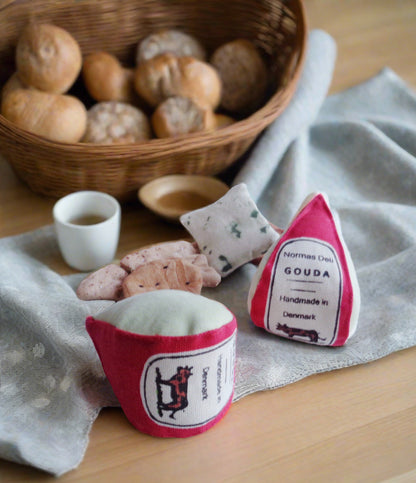 Hndmade Play Food Gouda Cheese