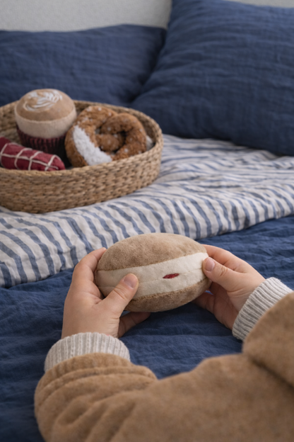 Plush Berliner (Pfannkuchen)