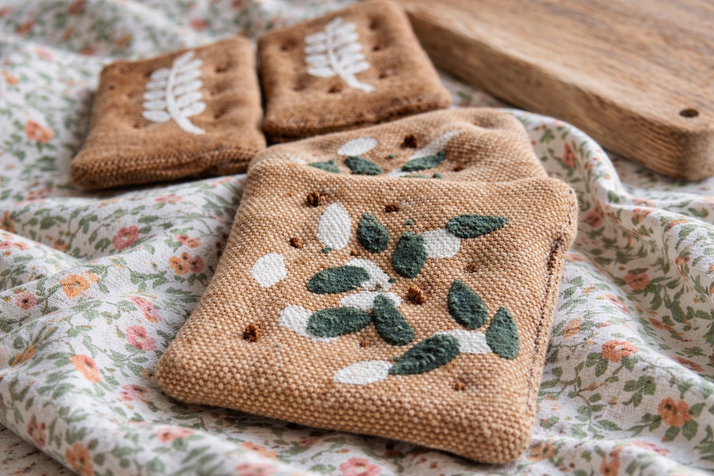 Cheese cracker Set – 8 Piece Collection