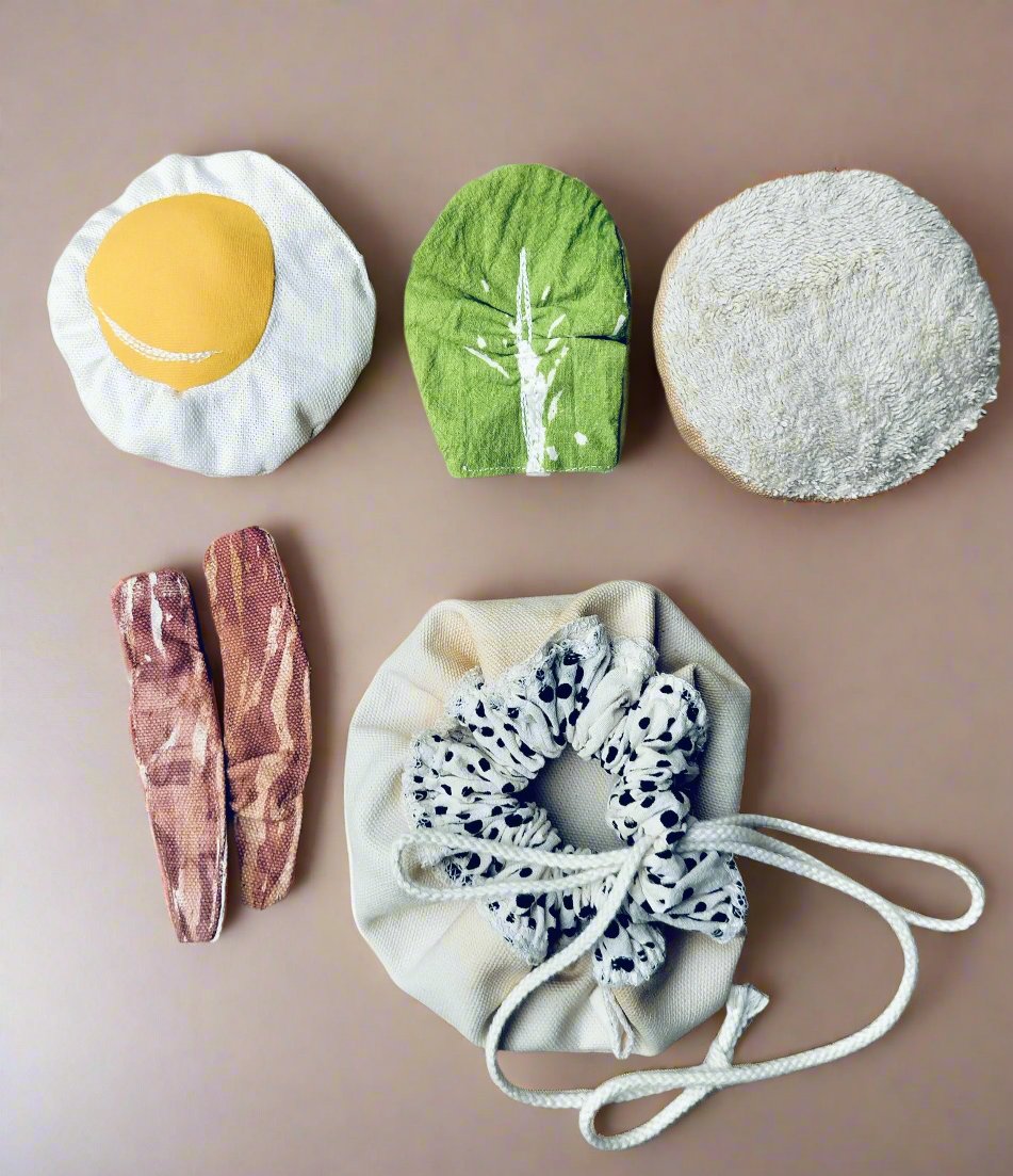 English Muffin Breakfast Toy bag - no waste norma